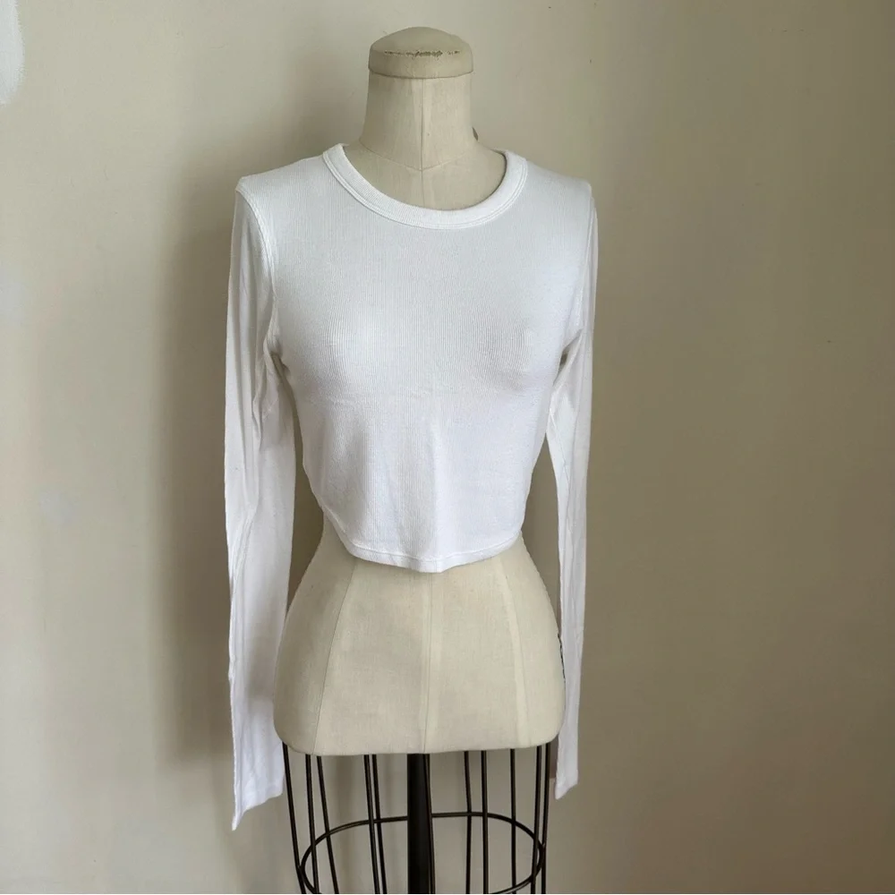Lululemon Hold Me Tight Cropped Long Sleeve Top